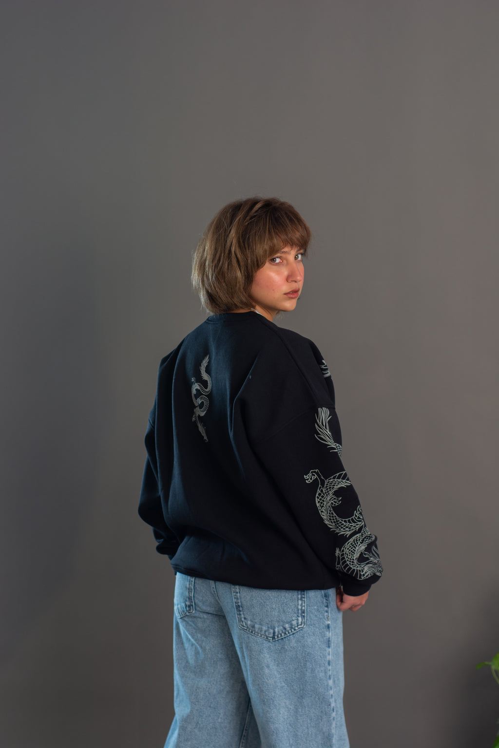 REALMADRID BLACK-DRAGON SWEATSHIRT