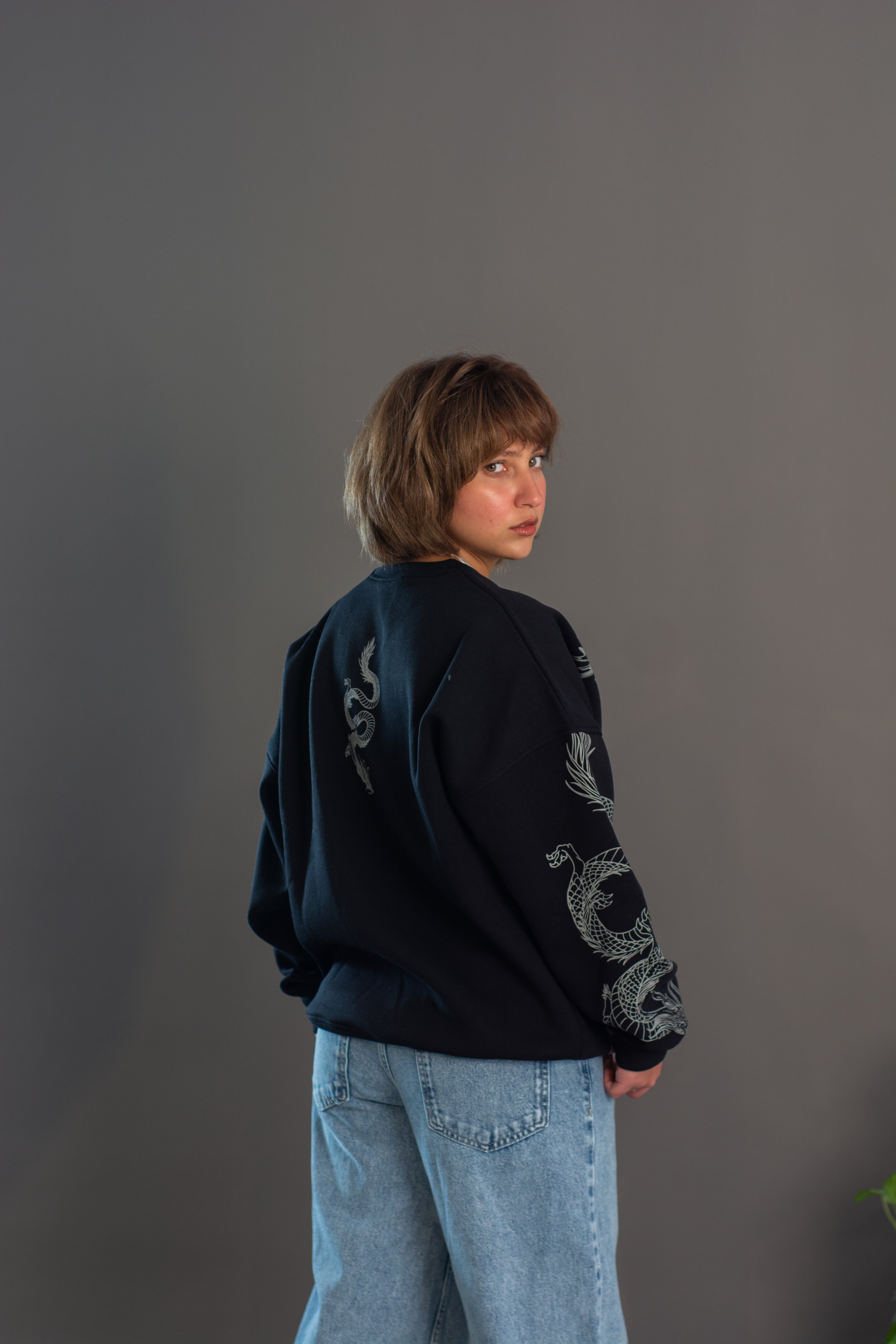 REALMADRID BLACK-DRAGON SWEATSHIRT