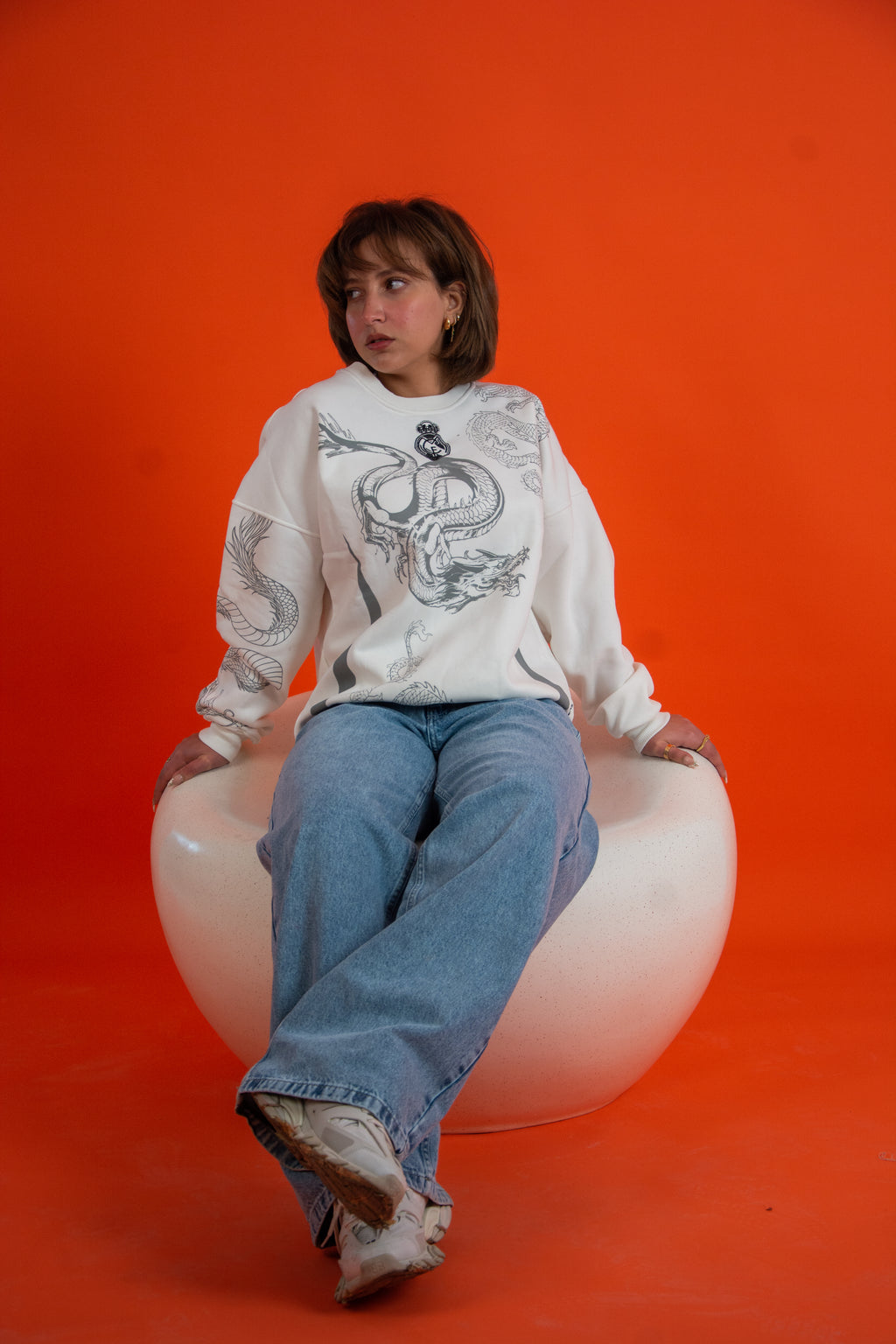 REALMADRID WHITE-DRAGON SWEATSHIRT
