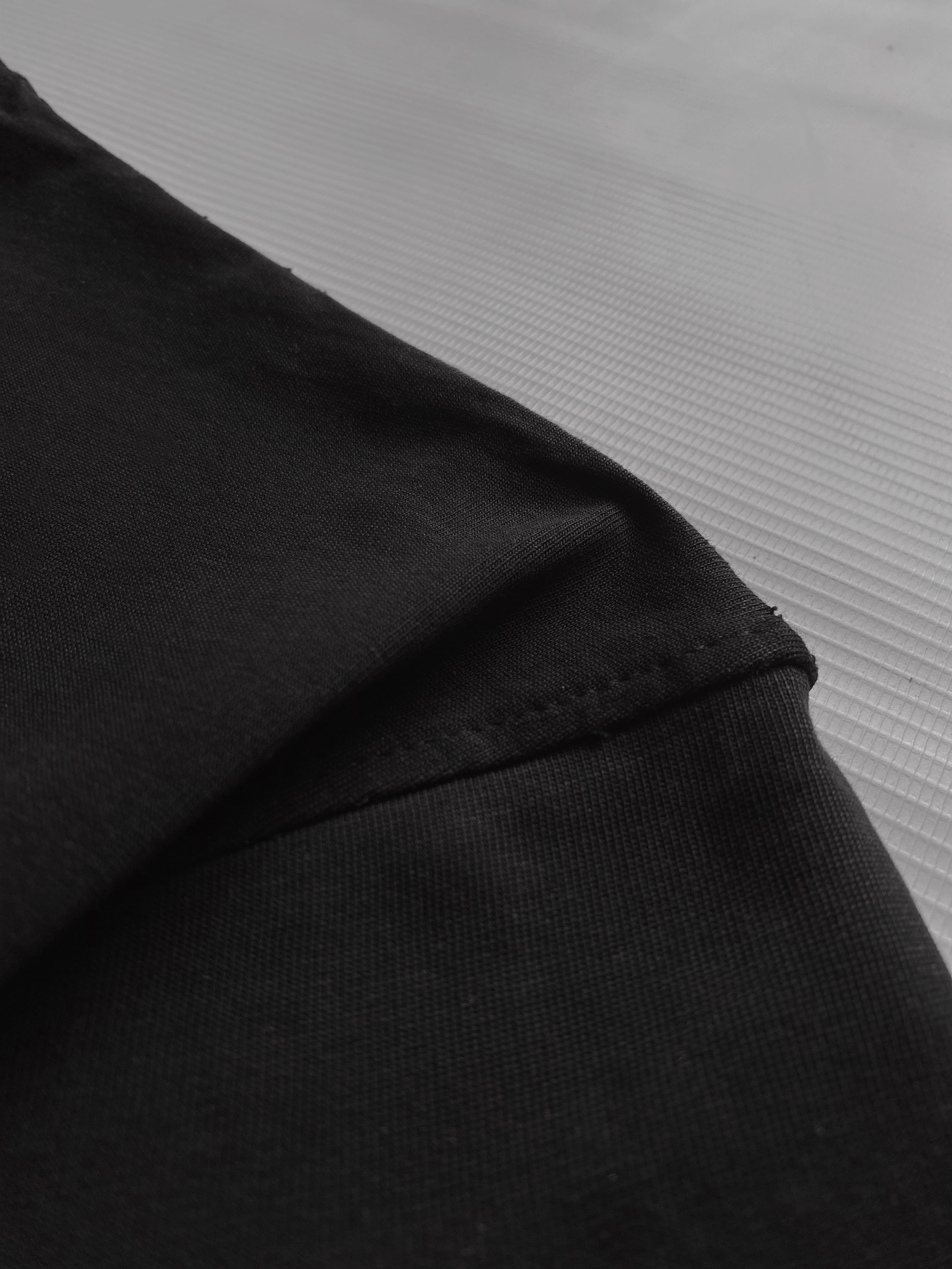 BLACK BASIC OVERSIZED TEE